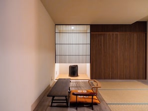 1st Floor Flat, Japanese-Western Room, Non Smoking