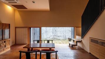 Standard Villa, Hot Tub, Garden View | Free minibar, in-room safe, individually decorated