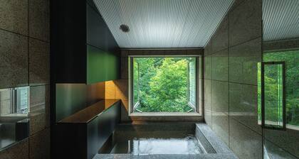 OTARU RETREAT by Onko Chishin