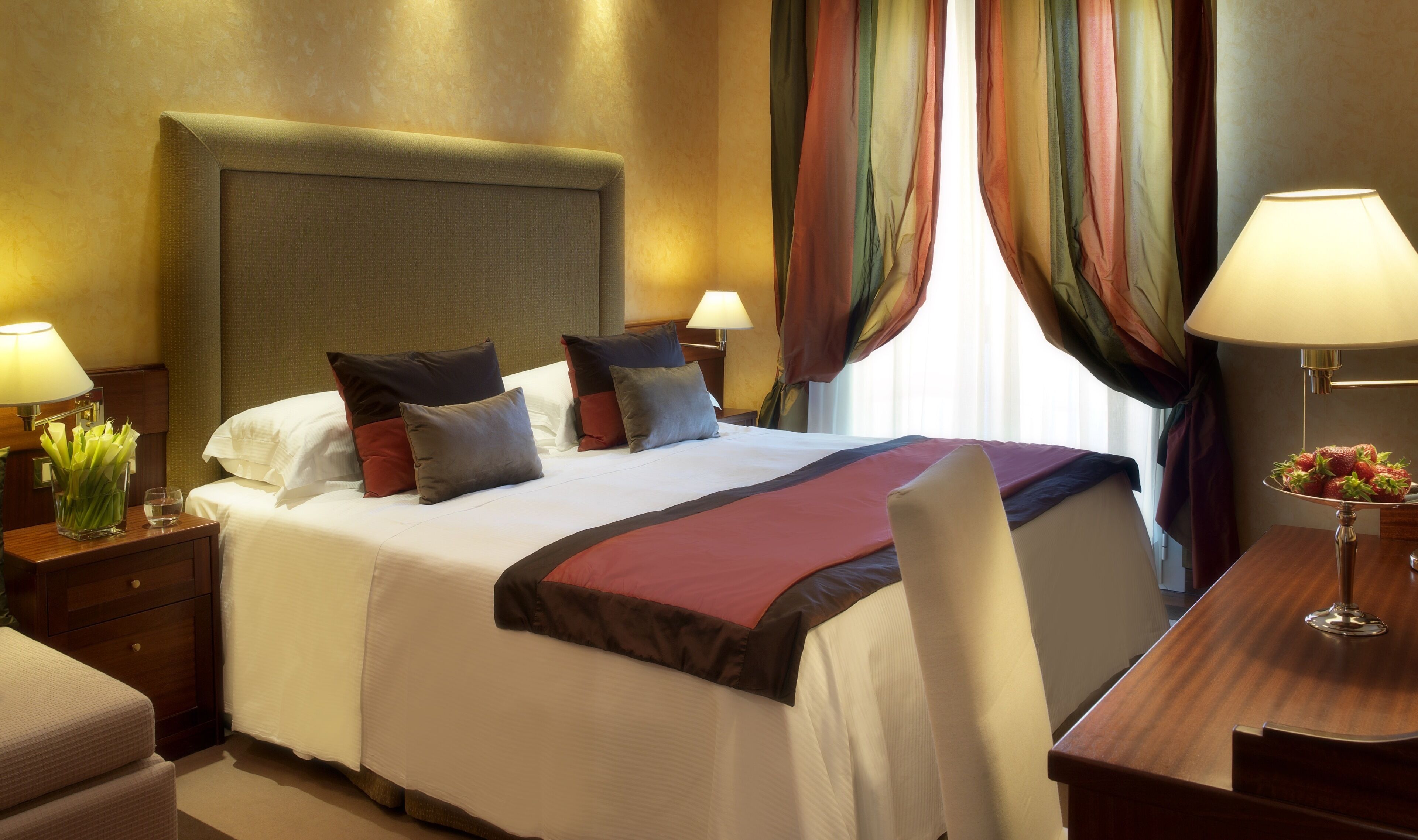 Deluxe Double Room, Sea View | Premium bedding, minibar, in-room safe, desk