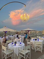 Se sirven desayunos, almuerzos y cenas