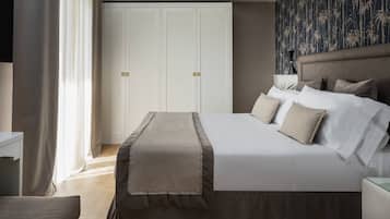 Suite familiare | Minibar, una cassaforte in camera, una scrivania, insonorizzazione
