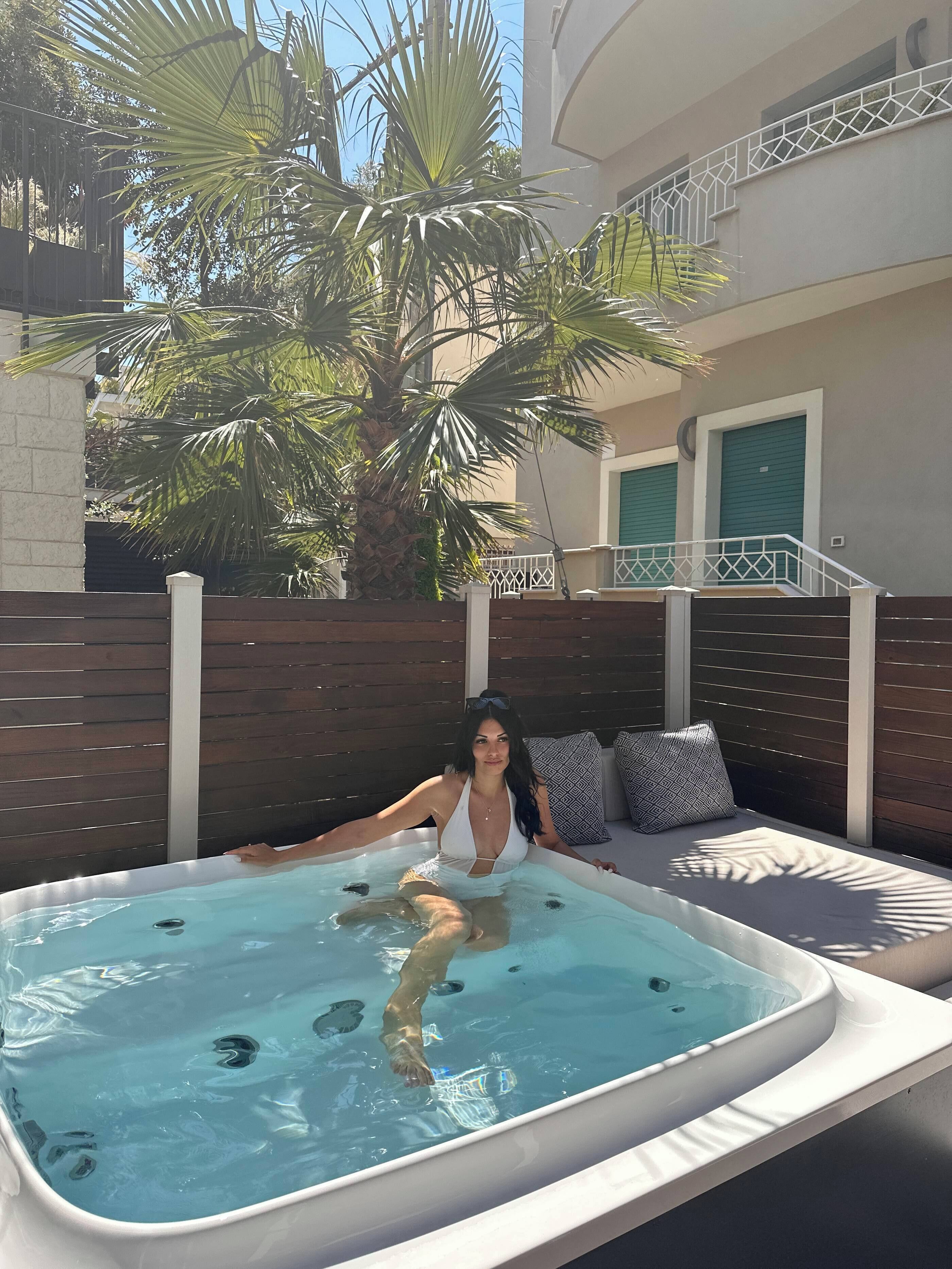 Vasca idromassaggio privata