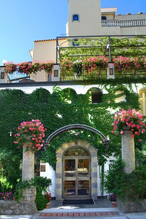 Entrée de l’hébergement