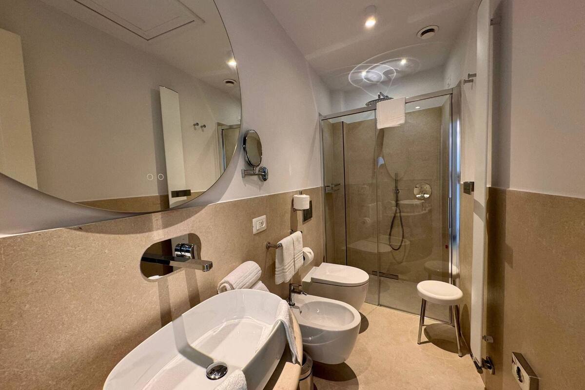room | bathroom | free toiletries, hair dryer, bidet, towels