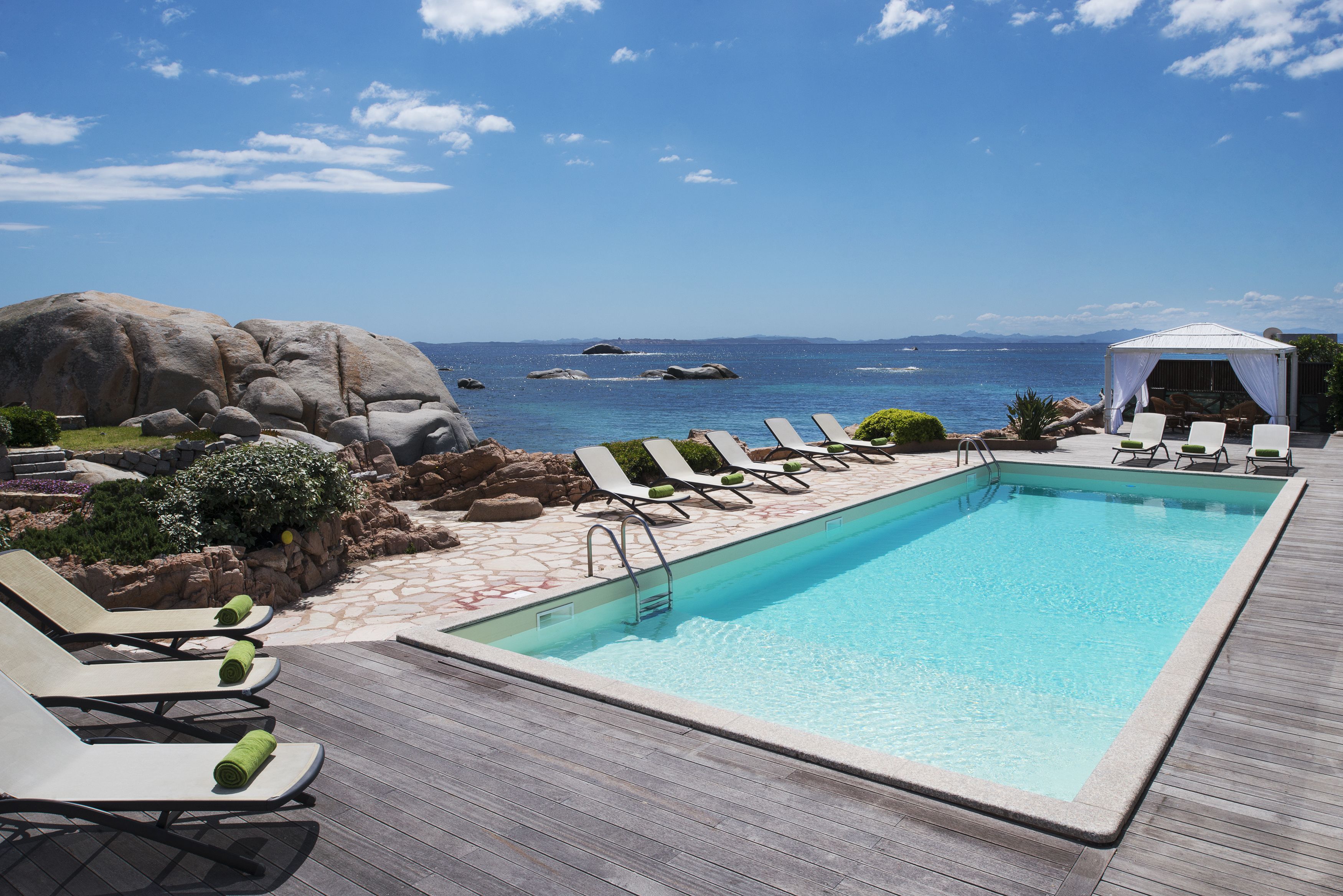 outdoor pool, pool loungers