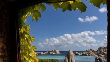 Suite | Minibar, in-room safe, desk, free WiFi