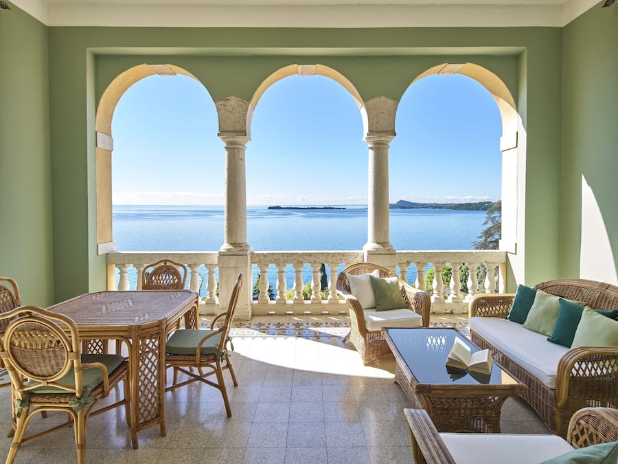 Suite Loggia (terrace, lake view) | Minibar, in-room safe, desk, free WiFi