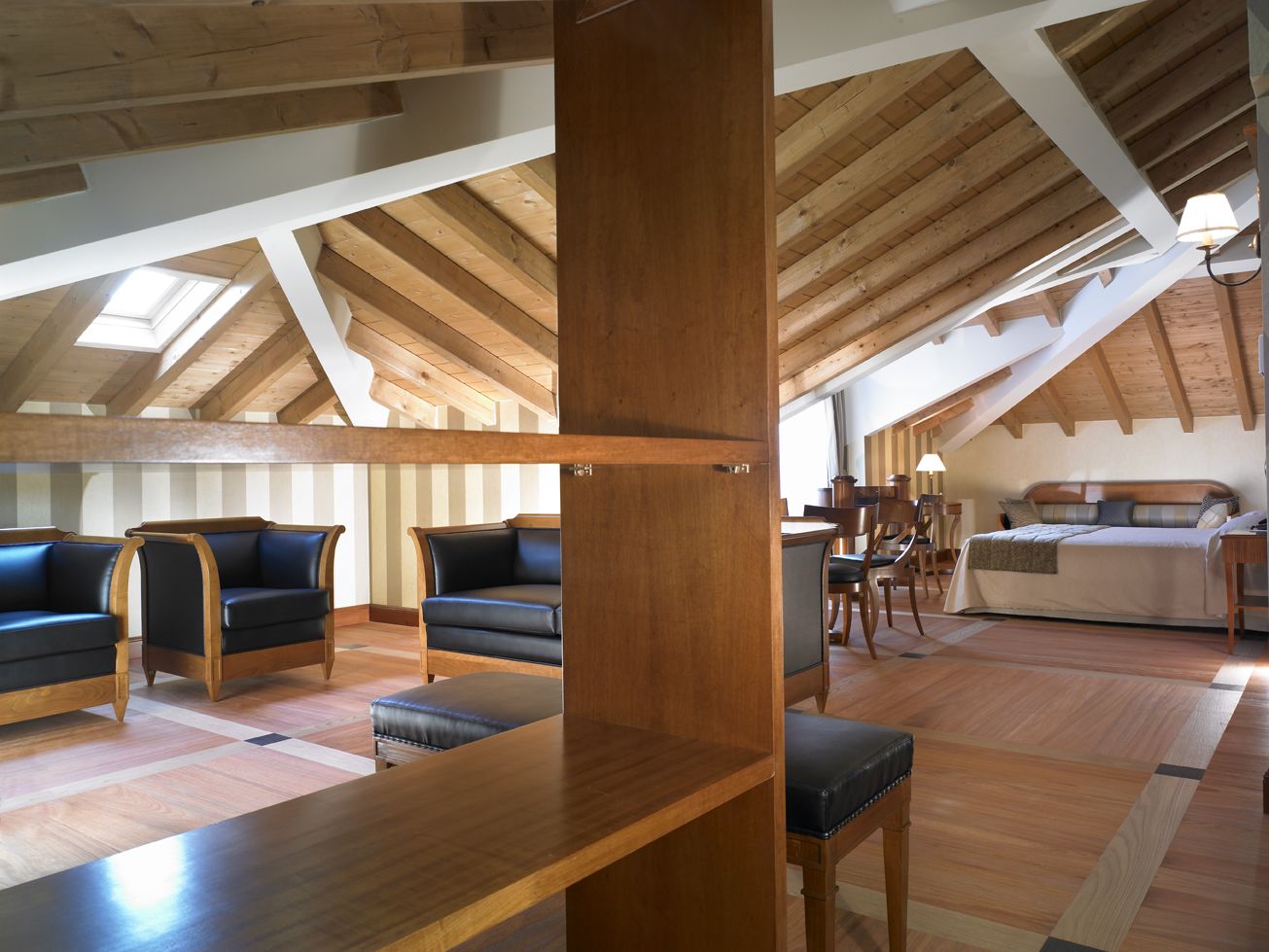 vista suite (panoramic terrace, lake view) | 1 bedroom, minibar, in-room safe, desk