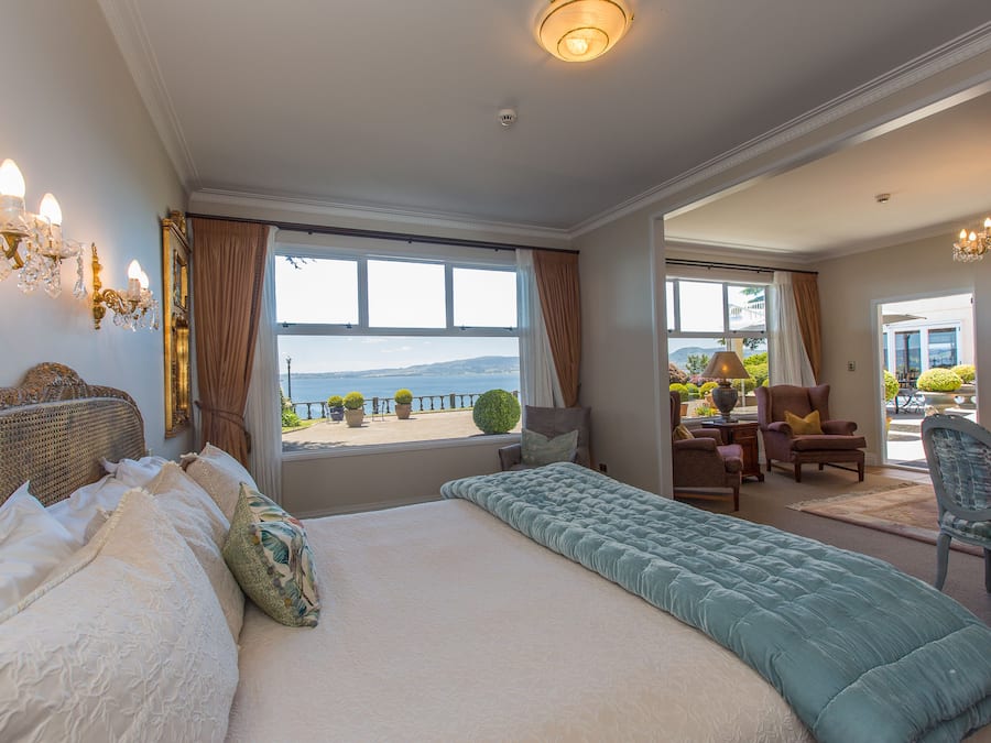 Premium bedding, in-room safe, individually decorated, desk