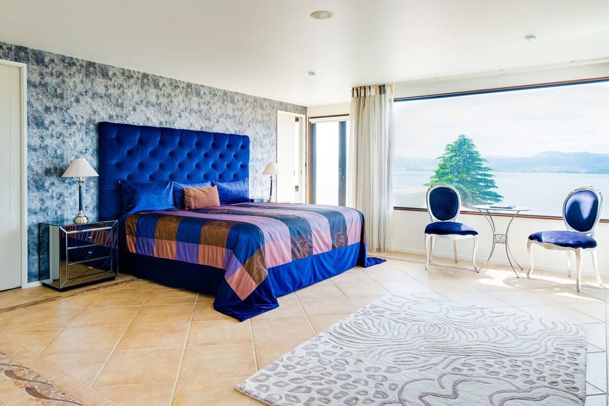 Premium bedding, in-room safe, individually decorated, desk