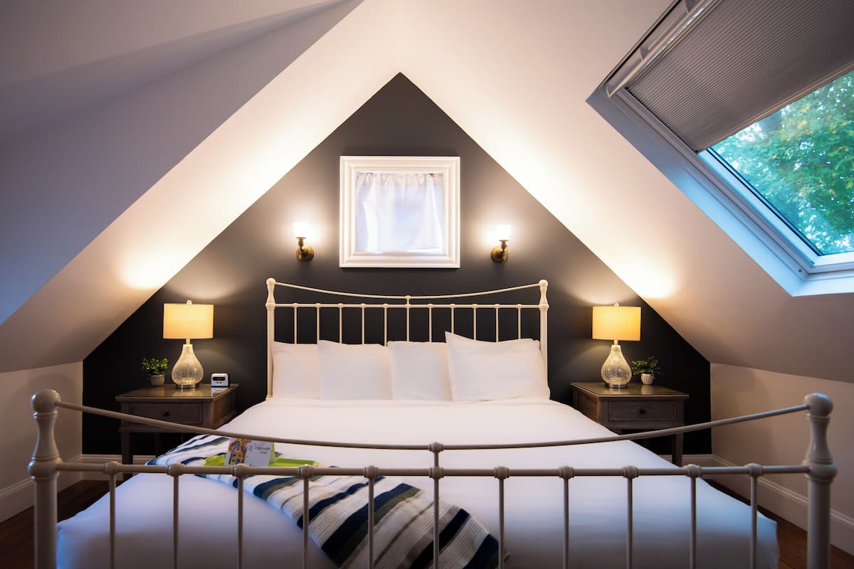 1 habitación, decoración personalizada y muebles diferentes