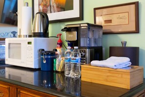 Coffee service - Blue60 Marigny Inn (New Orleans)