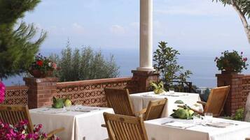 Ristorazione all'aperto