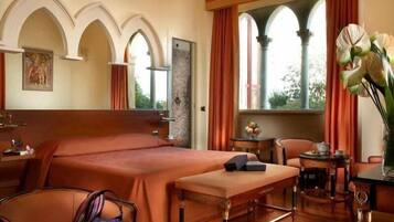 Biancheria da letto ipoallergenica, minibar, una cassaforte in camera