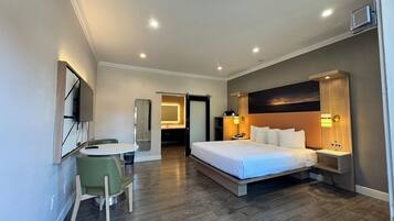 Habitación Deluxe | Ropa de cama de alta calidad, edredón y camas con pillow-top