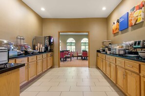 Tägliches inbegriffenes Frühstück zum Mitnehmen