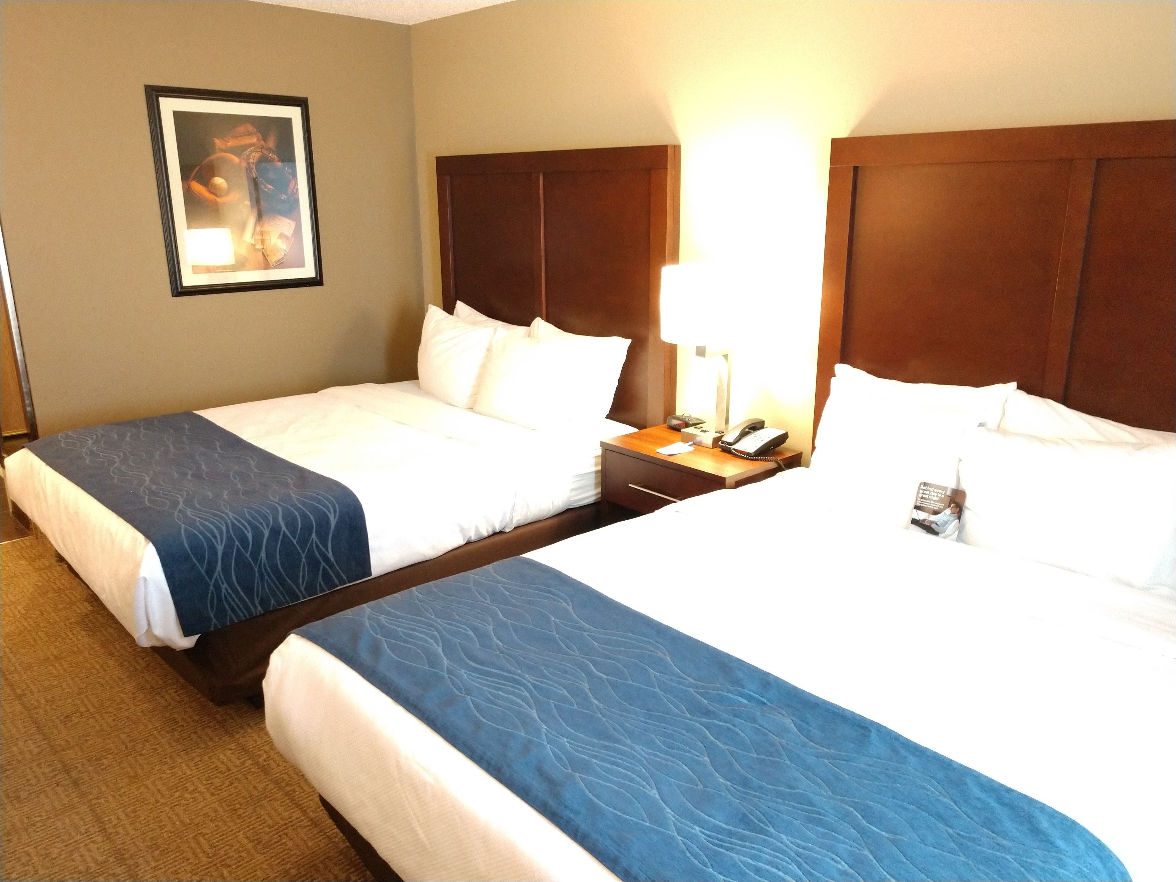 standard room, 2 queen beds, non smoking | egyptian cotton sheets, premium bedding, in-room safe, desk