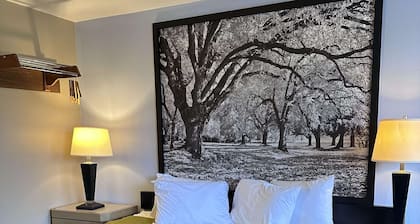 Super 8 by Wyndham Vancouver East