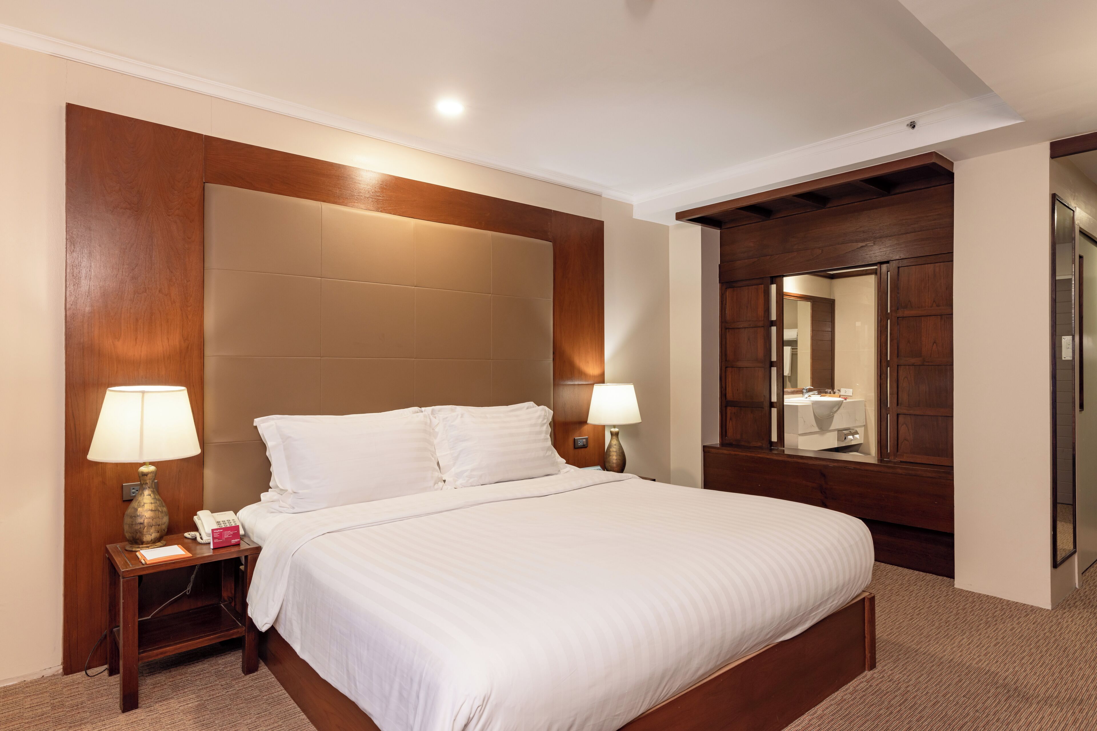 Superior Room, 1 King Bed | Select Comfort beds, in-room safe, individually decorated, desk