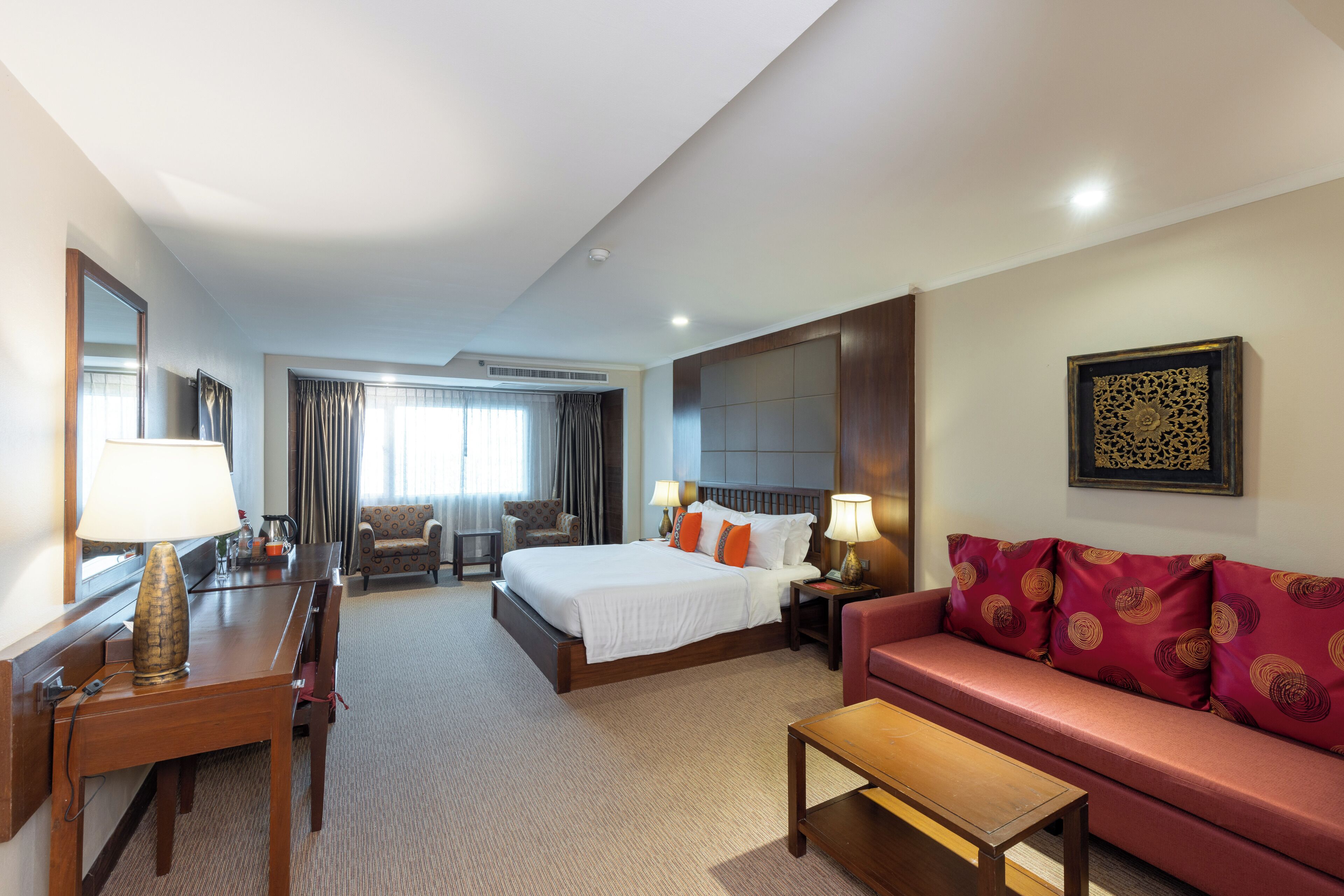 Premium Room, 1 King Bed | Select Comfort beds, in-room safe, individually decorated, desk