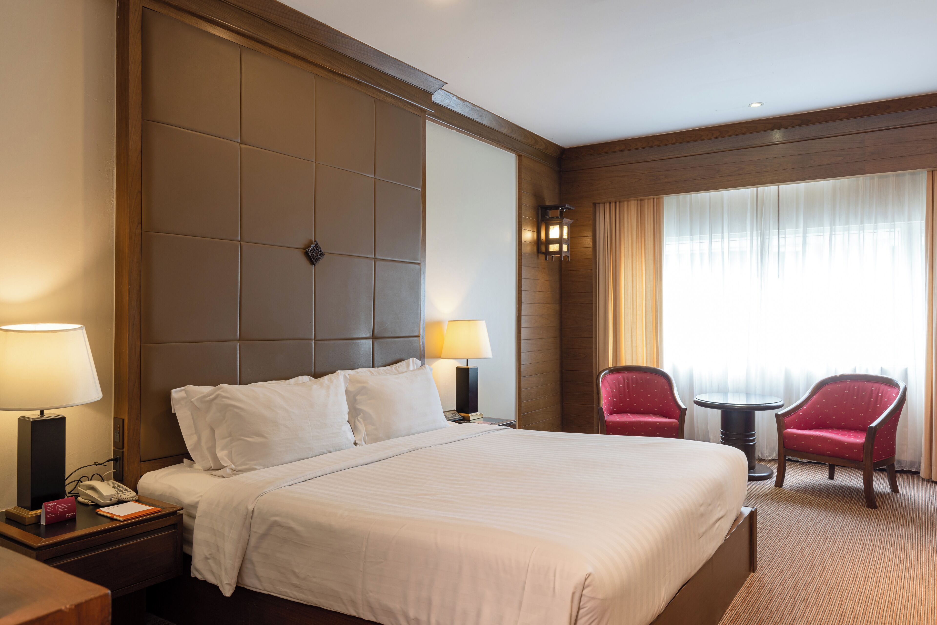 Classic Room, 1 King Bed | Select Comfort beds, in-room safe, individually decorated, desk