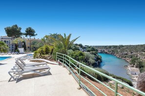 Outdoor pool, sun loungers - Ona Cala Pi Club (Llucmajor)