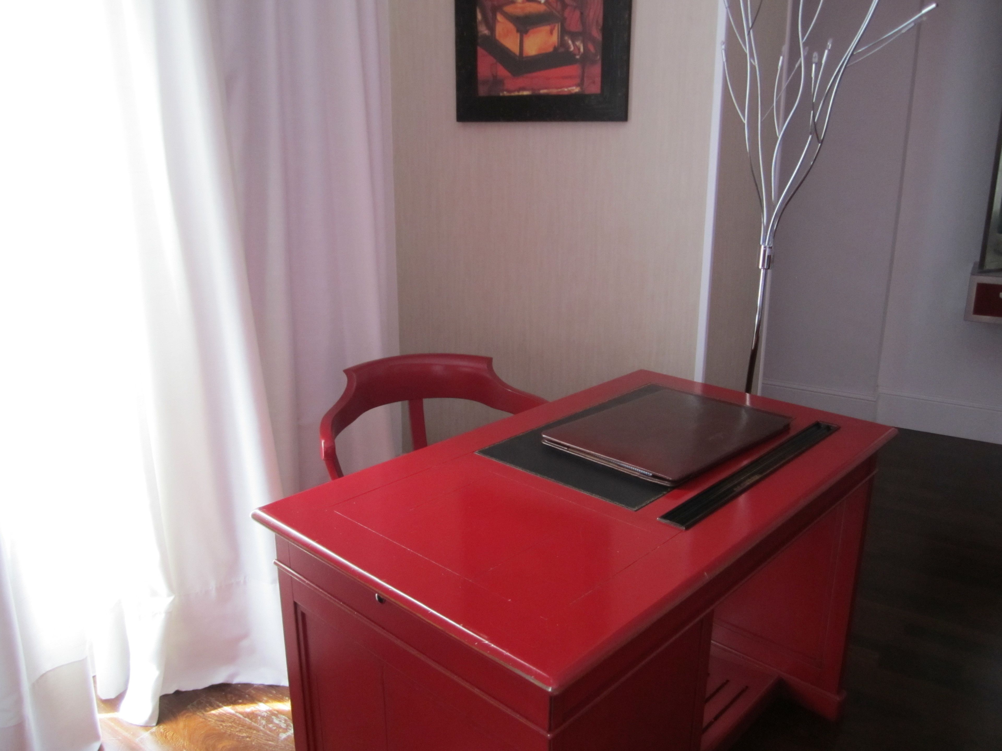 junior suite | premium bedding, minibar, in-room safe, rollaway beds