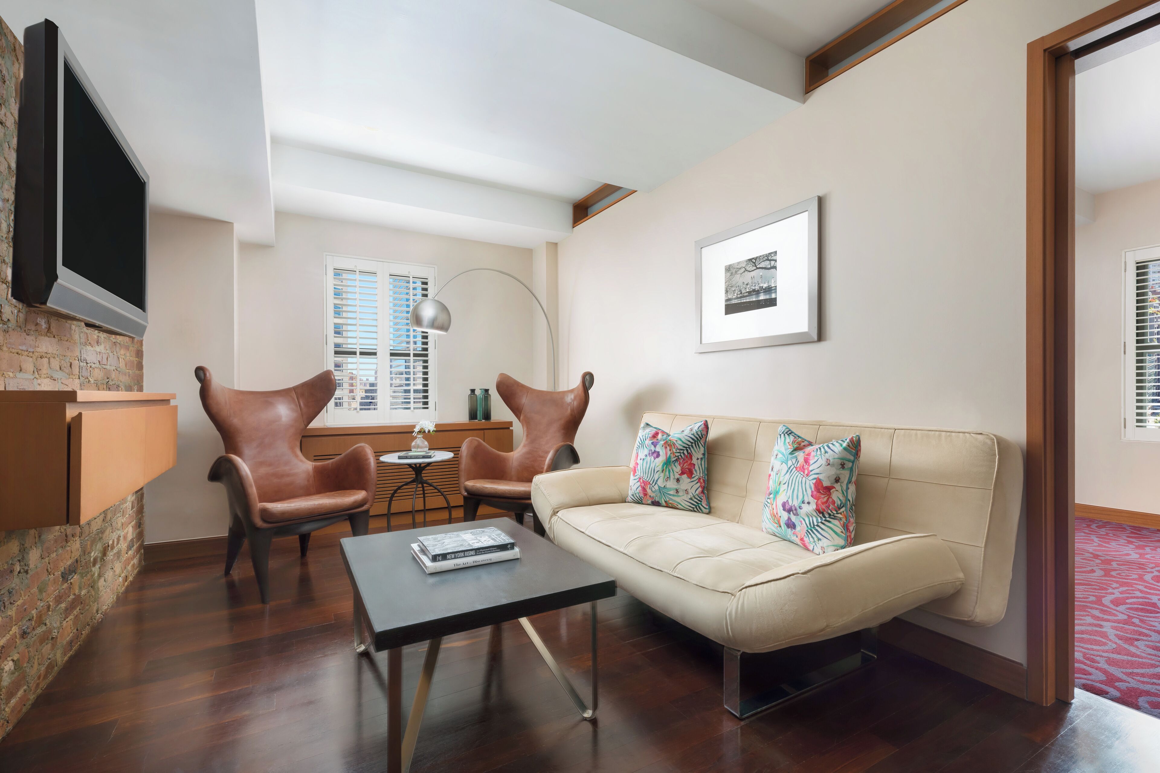 37-inch LCD TV with cable channels, TV, Netflix