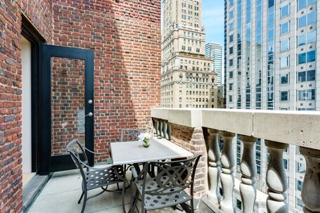 Hotel 57 by LuxUrban - Image 2