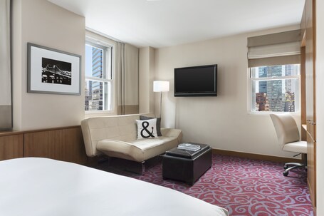 Hotel 57 by LuxUrban - Image 38