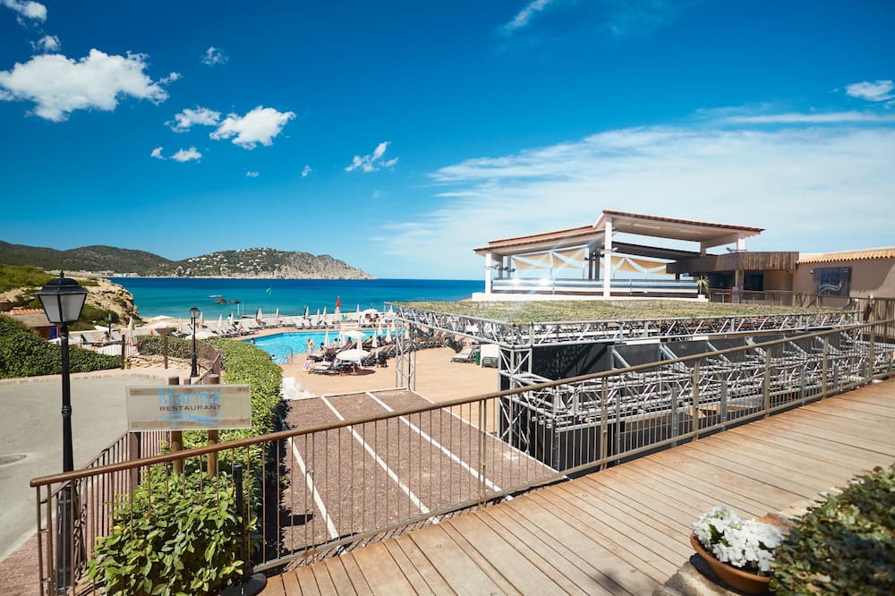 Invisa Hotel Club Cala Blanca