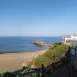 Sulla spiaggia, sabbia bianca