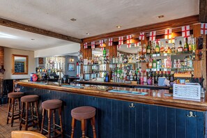Bar (on property) - The Evenhill (Canterbury)