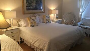 Hochwertige Bettwaren, individuell dekoriert, individuell eingerichtet