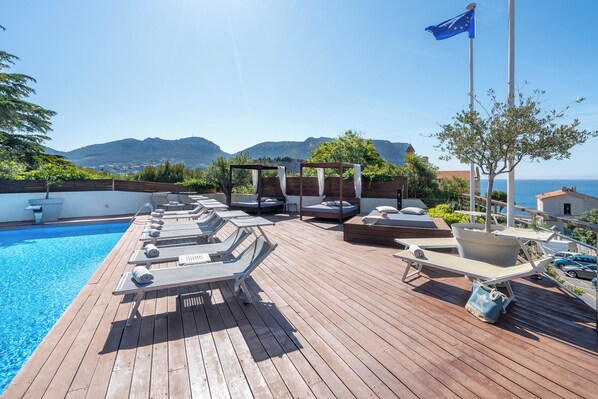 Udendørs pool, liggestole