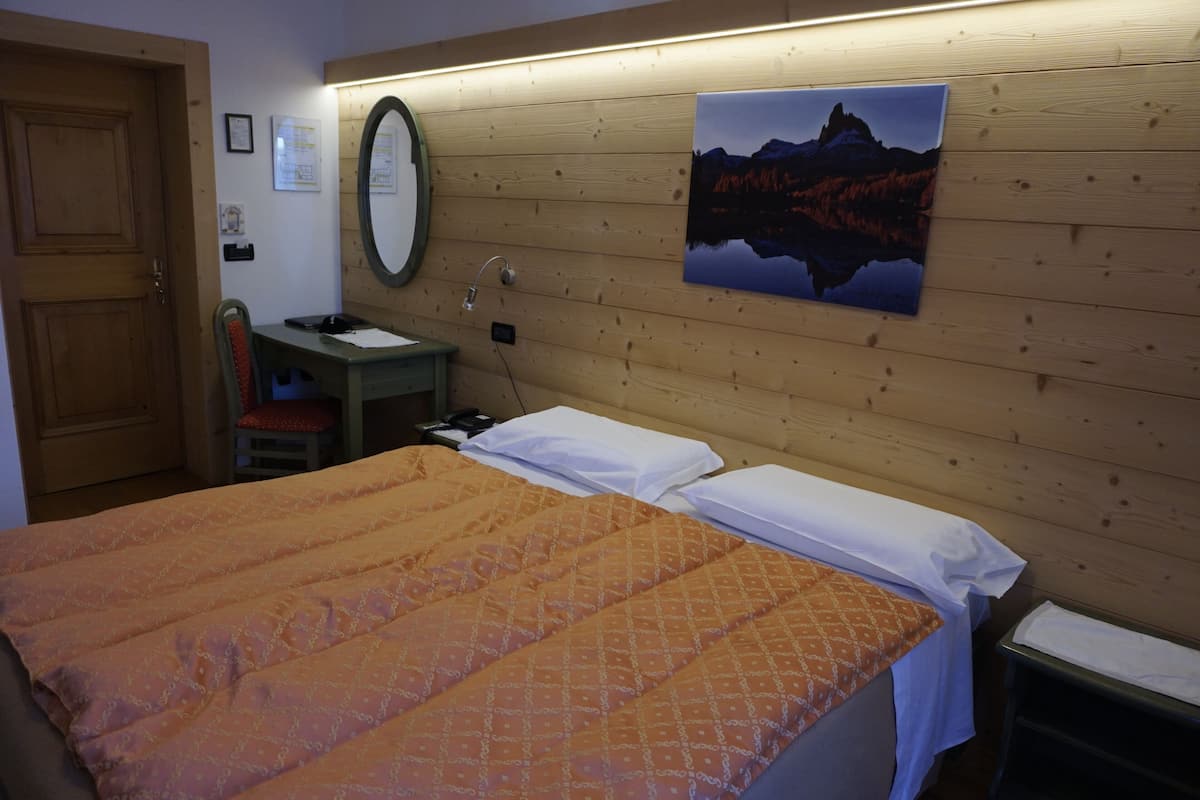 Economy Double Room | Hypo-allergenic bedding available, down comforters, in-room safe