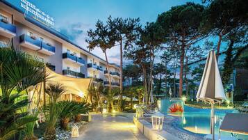 Front of property – evening/night