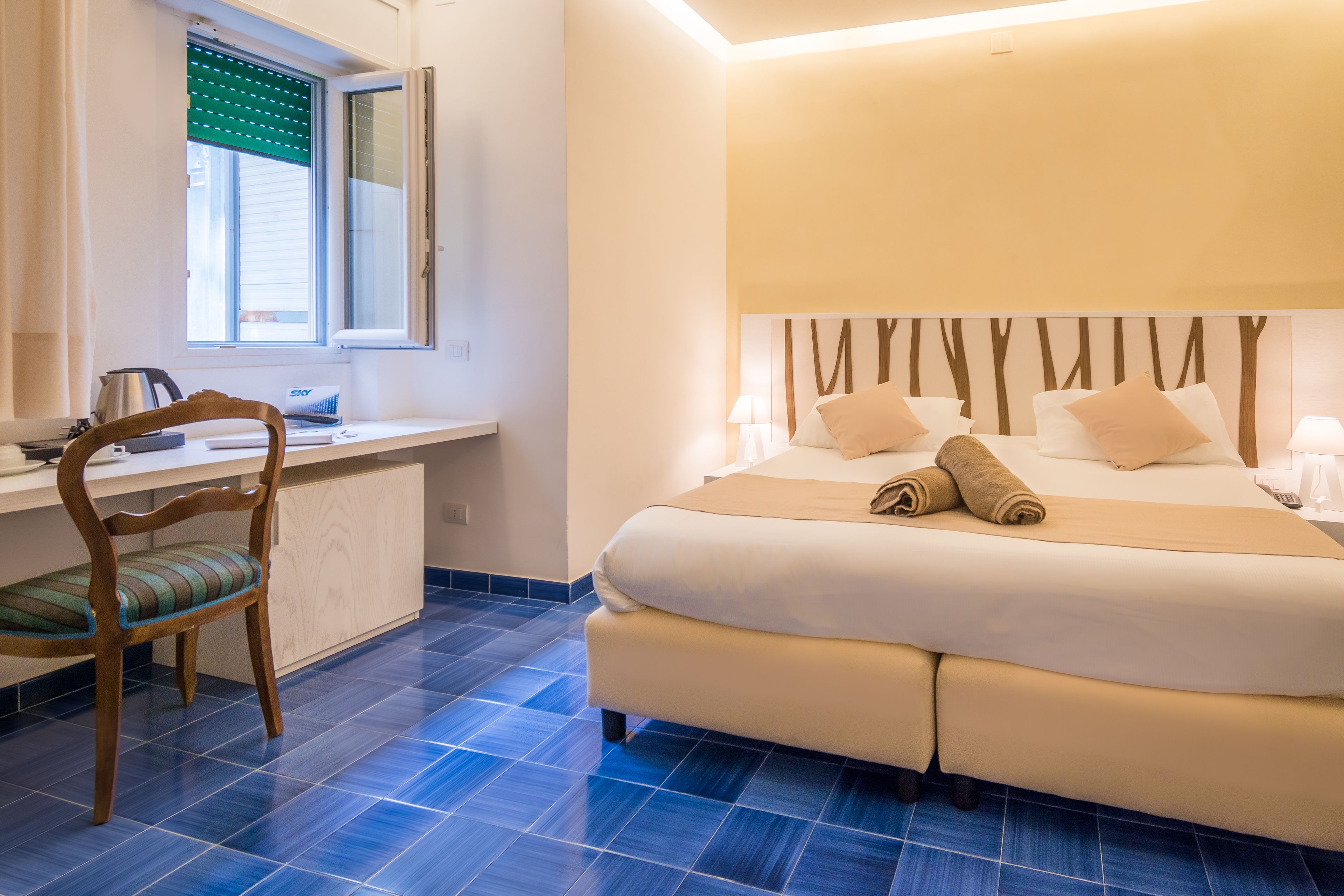 economy double or twin room, 1 double or 2 single beds | 1 bedroom, in-room safe, desk, free wifi