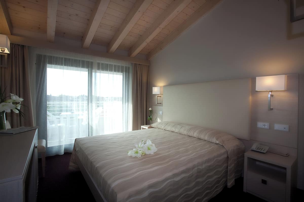 1 bedroom, minibar, in-room safe, blackout drapes