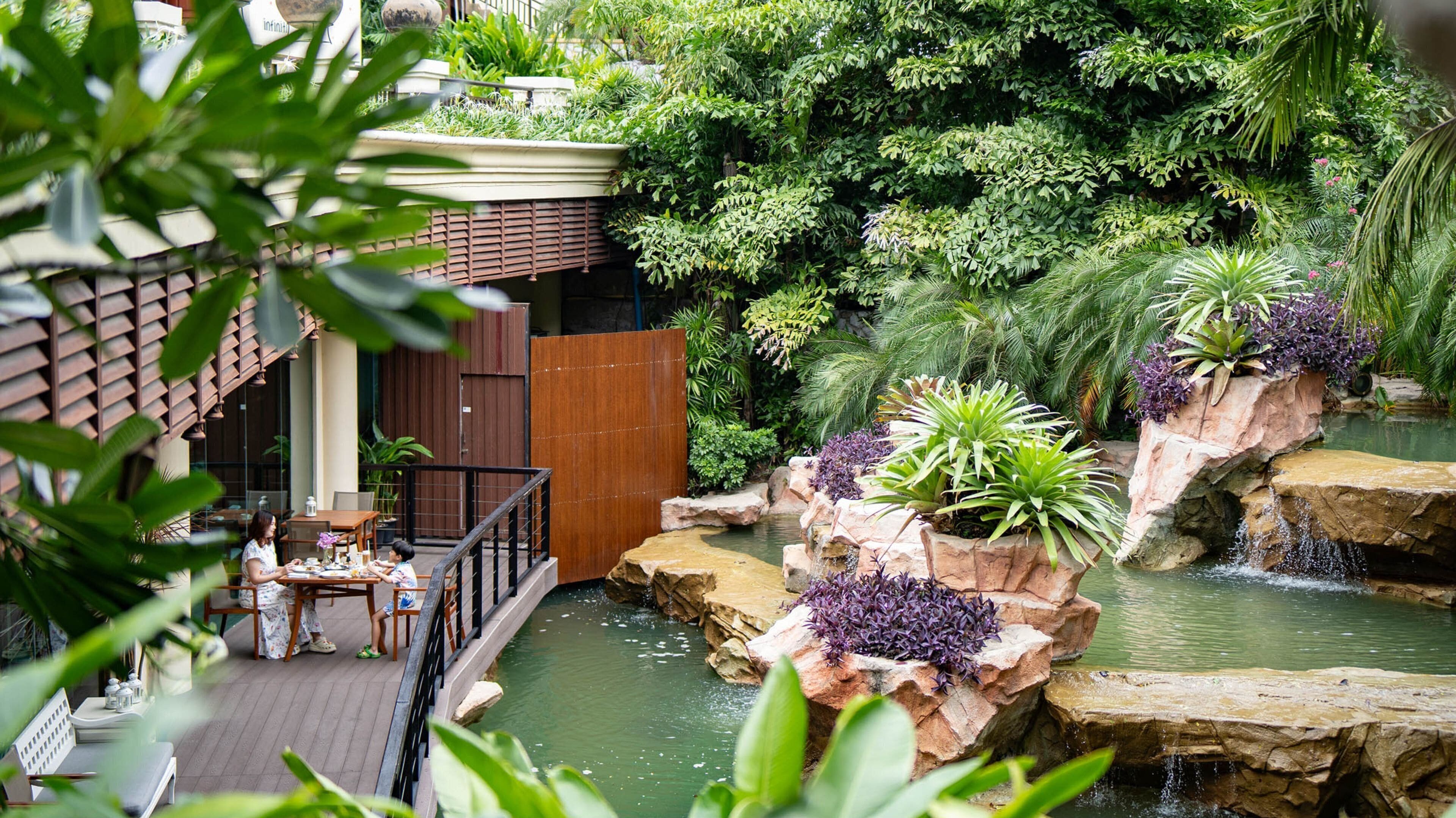 beach views, open daily