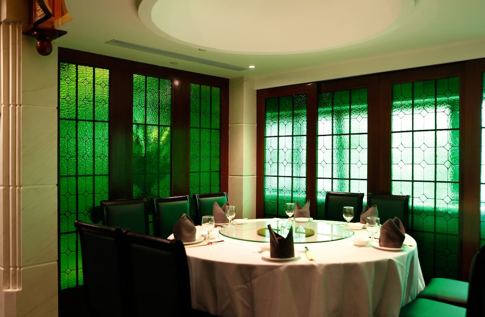 The Seventh Heaven Hotel by null