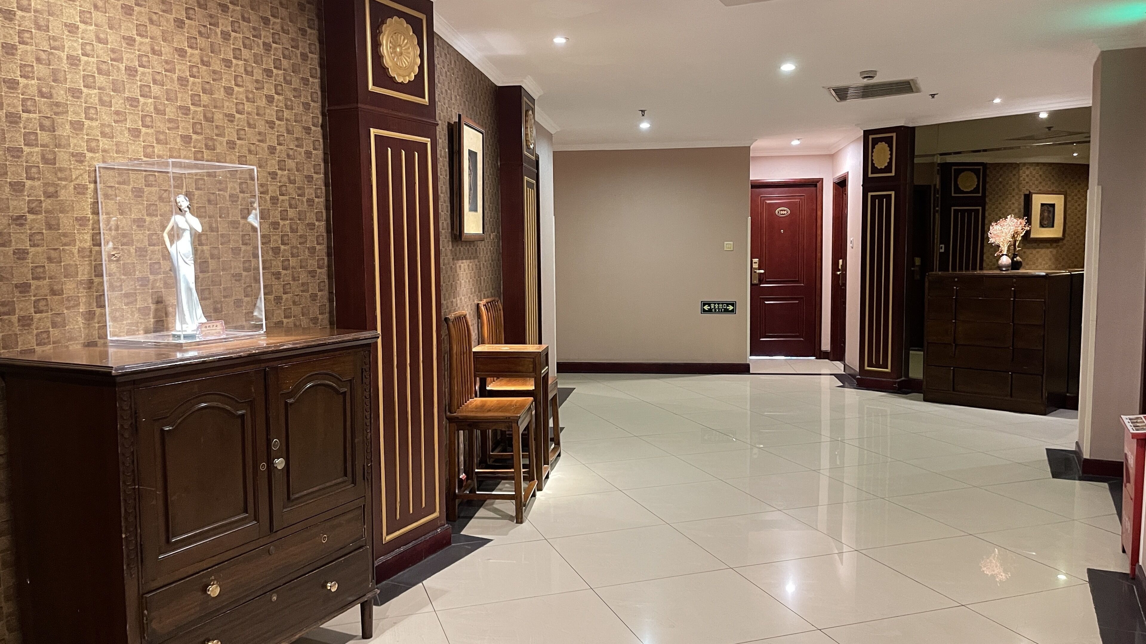 Photo - Seventh Heaven Hotel