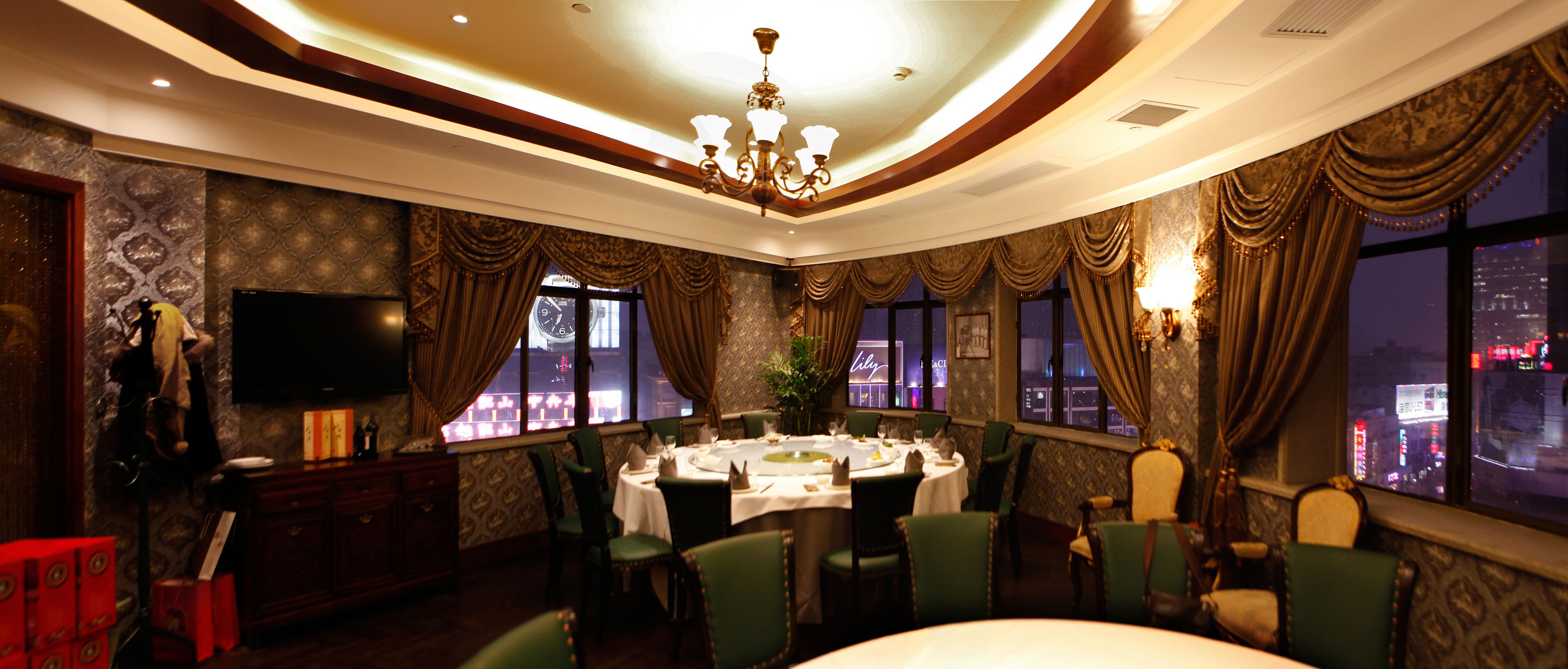 Photo - Seventh Heaven Hotel
