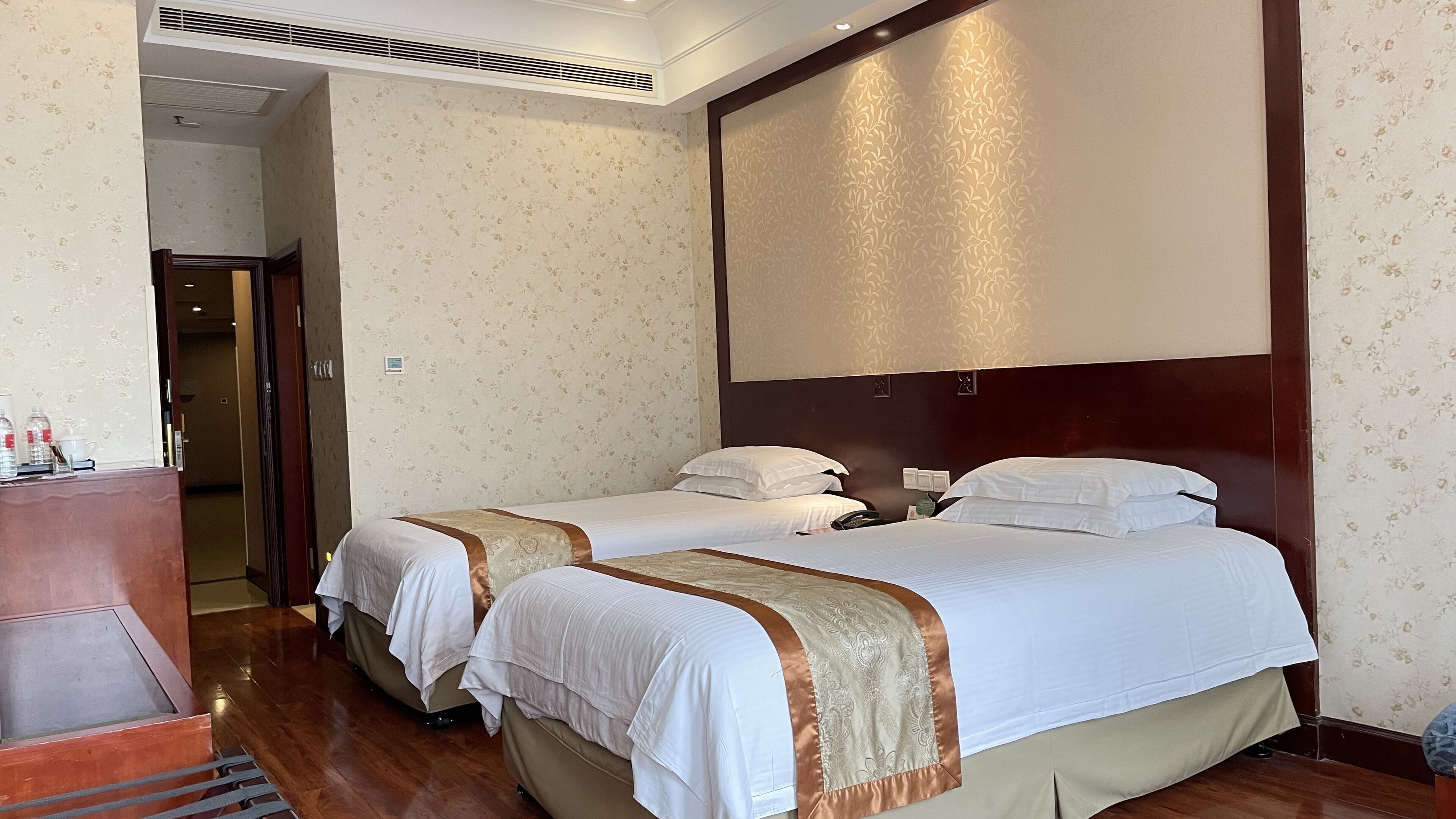 Photo - Seventh Heaven Hotel
