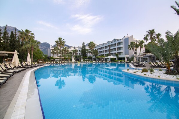 Indoor pool, 2 outdoor pools, pool umbrellas, sun loungers
