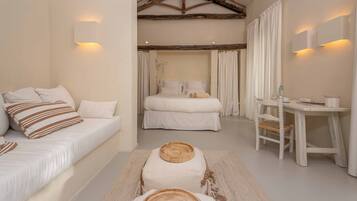 Executive Junior Suite | Biancheria da letto di alta qualità, materassi a doppio strato, minibar