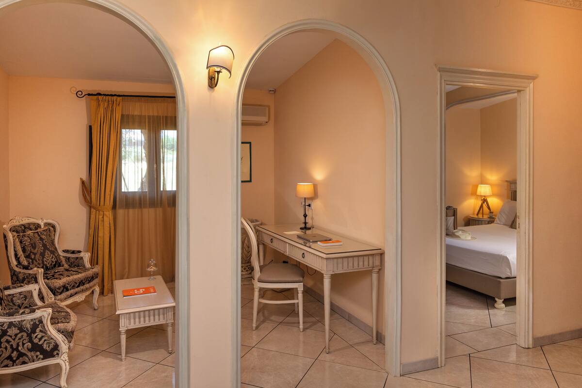 Double Room - Disability Access | Living area