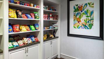 Snack bar