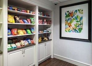 Snack bar